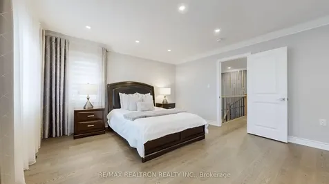 94 Mac Campbell Way Bradford West Gwillimbury ON L3Z 4M6