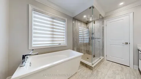 94 Mac Campbell Way Bradford West Gwillimbury ON L3Z 4M6