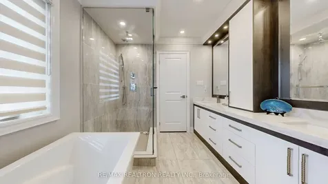 94 Mac Campbell Way Bradford West Gwillimbury ON L3Z 4M6