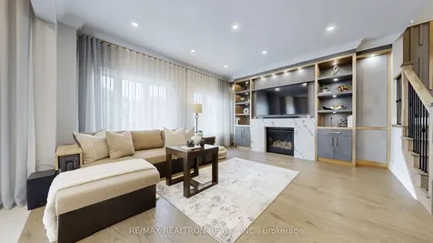 94 Mac Campbell Way Bradford West Gwillimbury ON L3Z 4M6