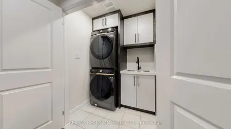 94 Mac Campbell Way Bradford West Gwillimbury ON L3Z 4M6