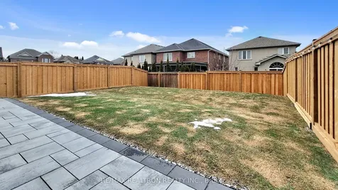 94 Mac Campbell Way Bradford West Gwillimbury ON L3Z 4M6