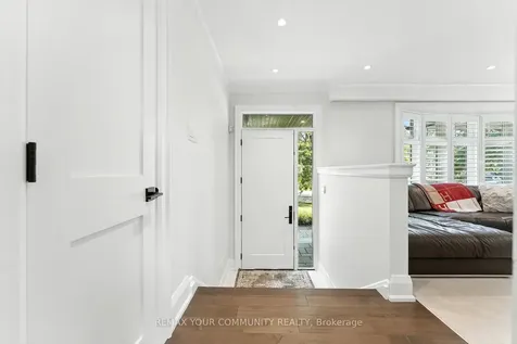 165 Clearview Heights King ON L7B 1H2
