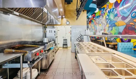 1470 Centre Street Vaughan ON L4J 3N1
