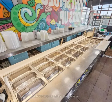 1470 Centre Street Vaughan ON L4J 3N1