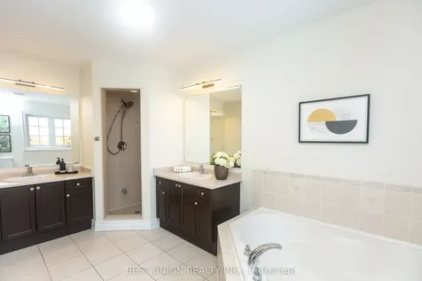 31 Bernbridge Road E Markham ON L6B 0S3