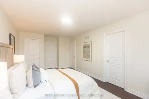 31 Bernbridge Road E Markham ON L6B 0S3