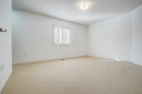 1209 Mctavish Drive Newmarket ON L3X 0A9