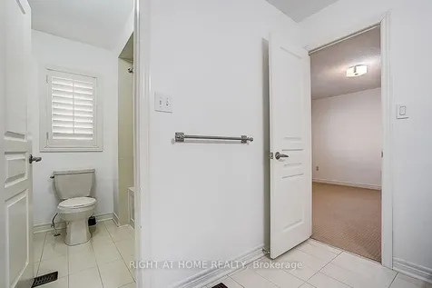 1209 Mctavish Drive Newmarket ON L3X 0A9