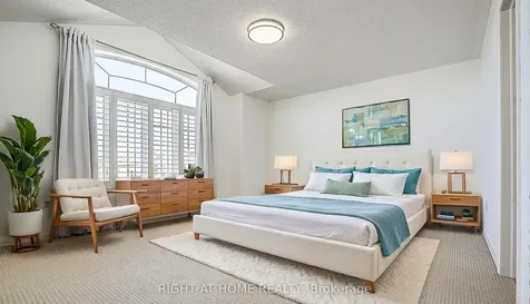1209 Mctavish Drive Newmarket ON L3X 0A9
