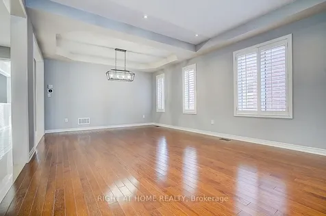 1209 Mctavish Drive Newmarket ON L3X 0A9