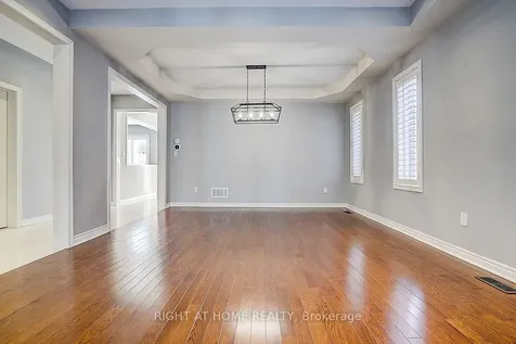 1209 Mctavish Drive Newmarket ON L3X 0A9