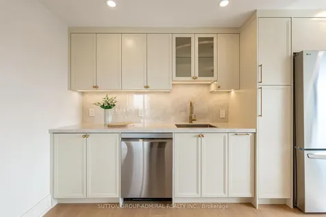 7420 Bathurst Street Vaughan ON L4J 6X4