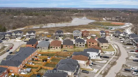 57 Wood Crescent Essa ON L3W 0M5