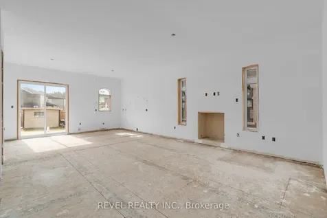 57 Wood Crescent Essa ON L3W 0M5