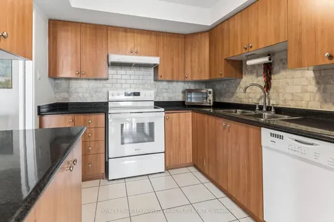 40 Harding Boulevard W Richmond Hill ON L4C 9S5