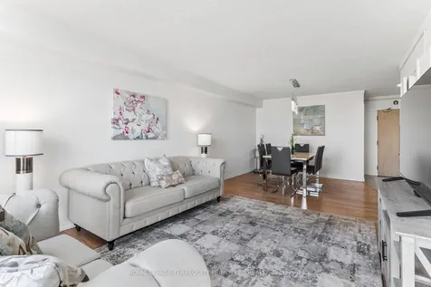 40 Harding Boulevard W Richmond Hill ON L4C 9S5