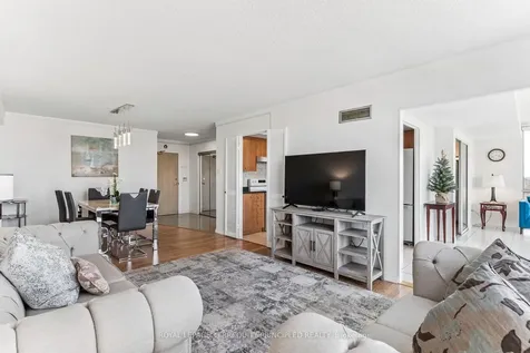 40 Harding Boulevard W Richmond Hill ON L4C 9S5