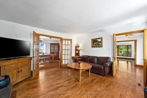 21044 Leslie Street East Gwillimbury ON L0G 1R0