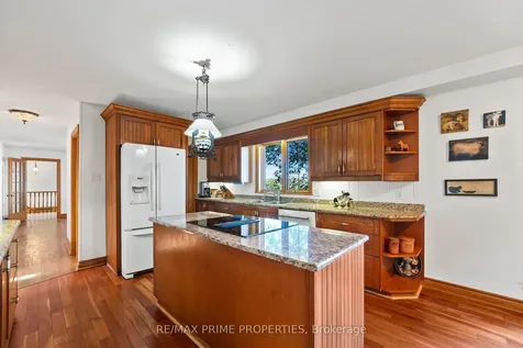 21044 Leslie Street East Gwillimbury ON L0G 1R0