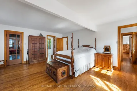 21044 Leslie Street East Gwillimbury ON L0G 1R0