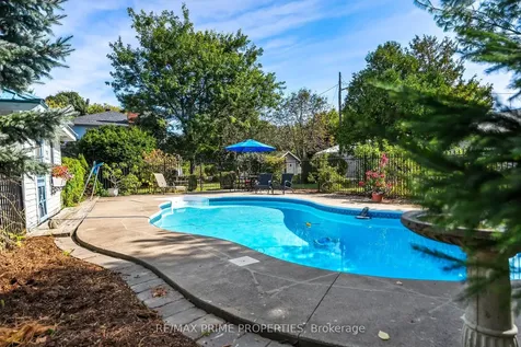 21044 Leslie Street East Gwillimbury ON L0G 1R0