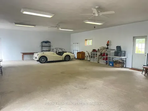 21044 Leslie Street East Gwillimbury ON L0G 1R0