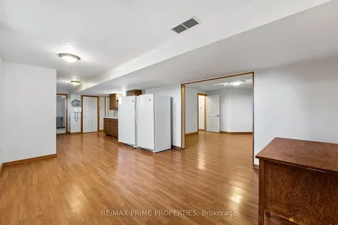 21044 Leslie Street East Gwillimbury ON L0G 1R0