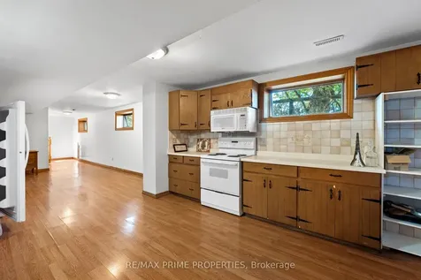 21044 Leslie Street East Gwillimbury ON L0G 1R0