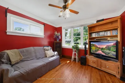 76 Margaret Street Essa ON L0M 1B0