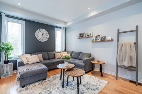 34 Blanchard Crescent Essa ON L0M 1B5