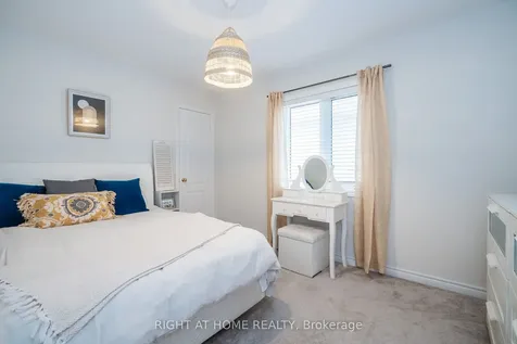 34 Blanchard Crescent Essa ON L0M 1B5