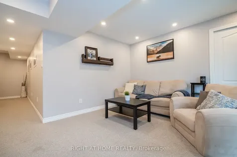 34 Blanchard Crescent Essa ON L0M 1B5