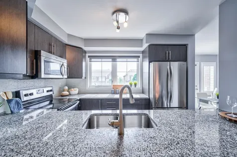 85 Payne Crescent Aurora ON L4G 0Y1