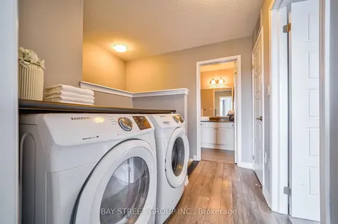 85 Payne Crescent Aurora ON L4G 0Y1