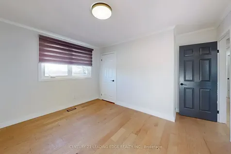 143 Luxury Avenue Bradford West Gwillimbury ON L3Z 1T5