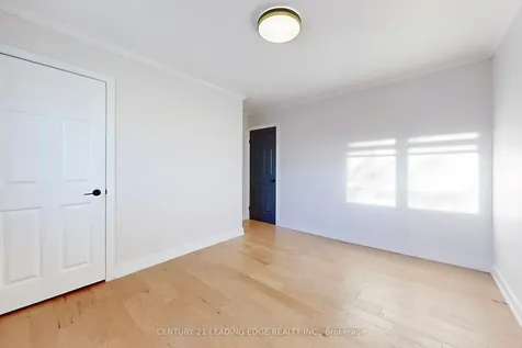 143 Luxury Avenue Bradford West Gwillimbury ON L3Z 1T5