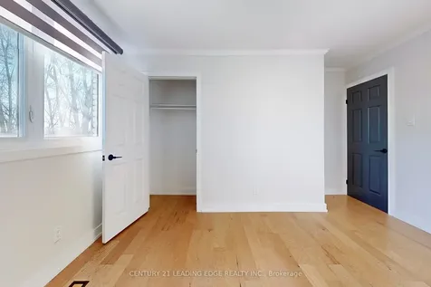 143 Luxury Avenue Bradford West Gwillimbury ON L3Z 1T5