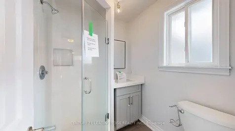 143 Luxury Avenue Bradford West Gwillimbury ON L3Z 1T5