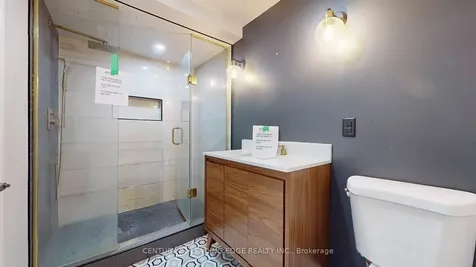 143 Luxury Avenue Bradford West Gwillimbury ON L3Z 1T5