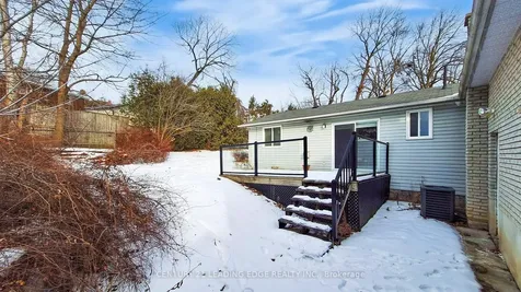 143 Luxury Avenue Bradford West Gwillimbury ON L3Z 1T5