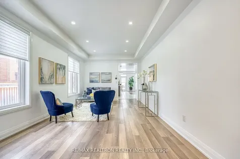 60 Charlotte Abby Drive East Gwillimbury ON L9N 1G5