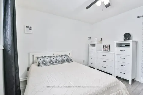 233 Colborne Street Bradford West Gwillimbury ON L3Z 2R8