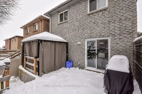 233 Colborne Street Bradford West Gwillimbury ON L3Z 2R8
