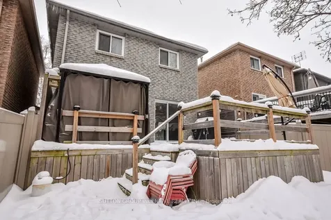 233 Colborne Street Bradford West Gwillimbury ON L3Z 2R8