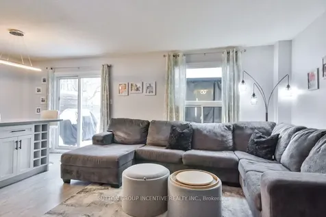 233 Colborne Street Bradford West Gwillimbury ON L3Z 2R8