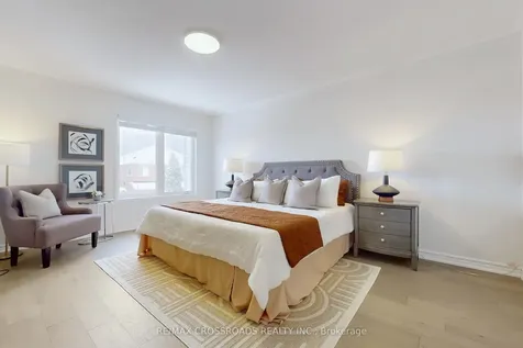 51 Bilbrough Street Aurora ON L4G 7W4