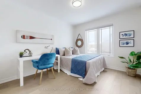 51 Bilbrough Street Aurora ON L4G 7W4