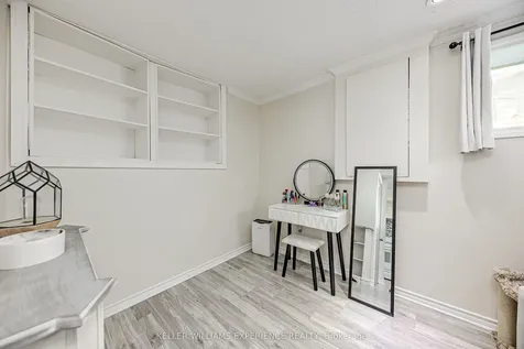 254 Parkway Avenue Georgina ON L4P 2V9