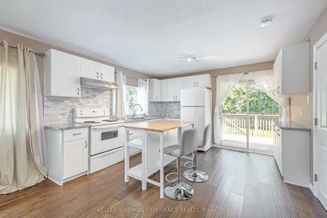 254 Parkway Avenue Georgina ON L4P 2V9